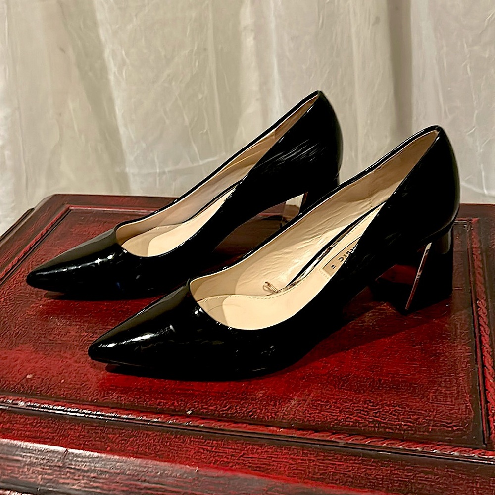 Zara Basic size 10. Euro 41 These are not true to size run small
